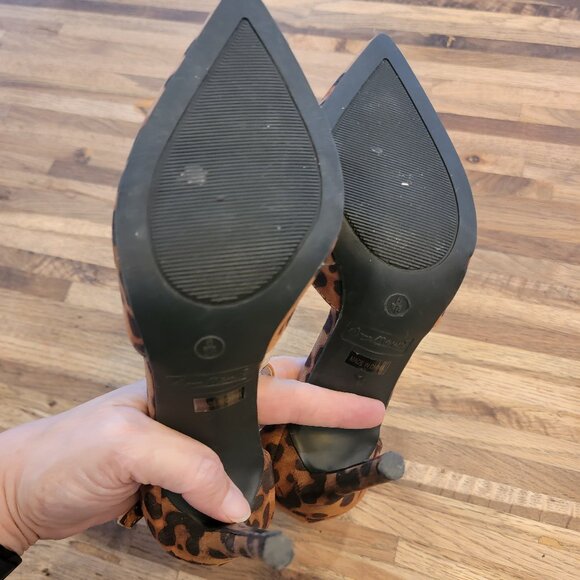 Anne Michelle Rise Up 3 3/4" heel Animal Print T Strap Stiletto Heel Pumps - Picture 10 of 14